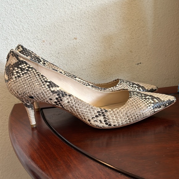 Coach Snake Embossed Pumps Size 11 - Picture 2 of 7